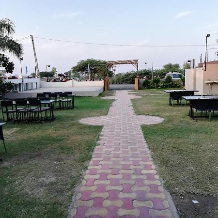 Hotel Shiv Regency Kukma Extérieur photo